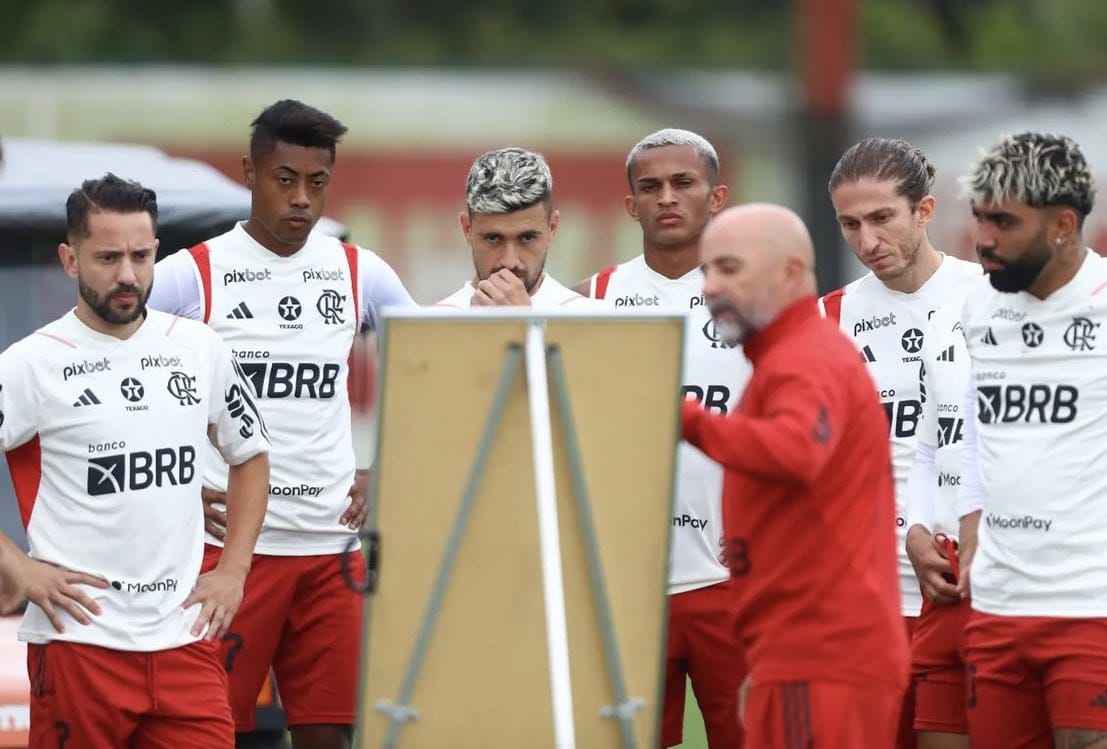 Sampaoli conduz treino no Ninho do Urubu / Divulgação